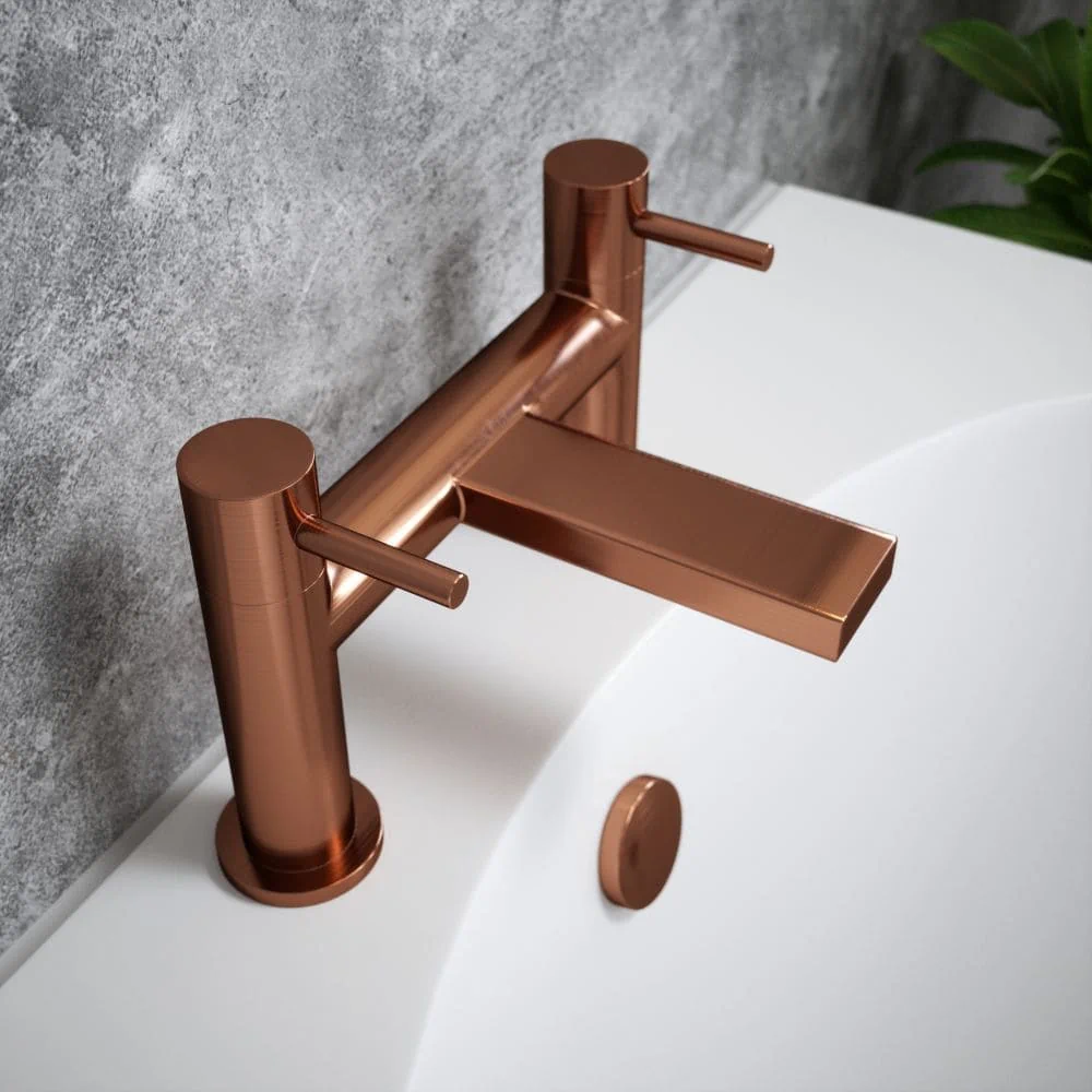 Vibrance Bath Filler in Polished Copper Finish